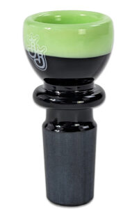 Bong Kopf B-013 in Schwarz/Slime-Green aus Glas mit 18,8mm Schliff, freigestellt auf weißem Hintergrund