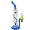 DNA Bong in Seitenansicht mit sichtbarem DNA-Strang, seitlichem Glaskopf und blauem Standfuß