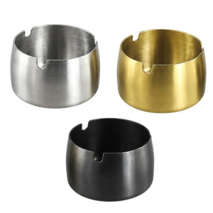 Edelstahl Aschenbecher Ø7,2cm in Silber, Gold und Schwarz