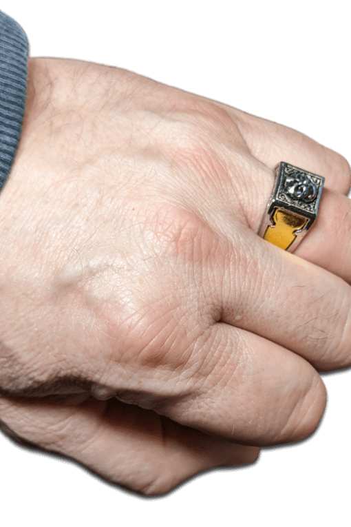 Ring mit Geheimversteck