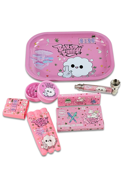 Komplettset „Baked Bunny“ Pink – Grinder, Tray, Pfeife, Papers, Tips & 3er Cone Holder