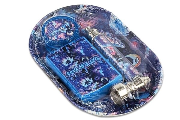 Komplettset Blau „Blazed“ in Verpackung – Grinder, Mini-Tray, Pfeife und Feuerzeug