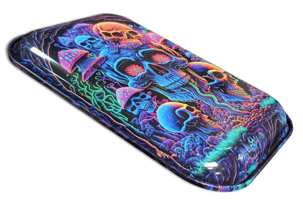 Rolling Tray „Neon Skull Grove“ (Rückseite) – Metall, 28,5 × 18,8 cm, beidseitig bedruckt