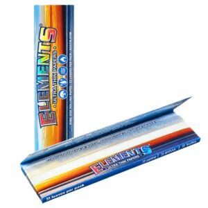 Elements King Size Ultra Thin Papers mit 33 Blättchen im geöffneten Booklet